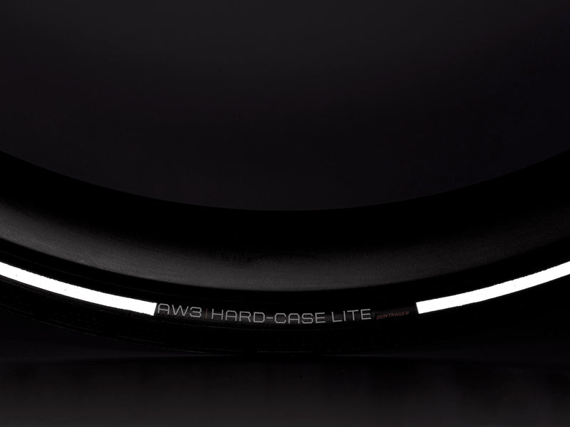 Pneu route Bontrager AW3 Hard-Case Lite Réfléchissant