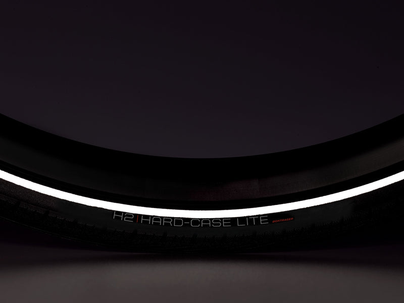 Pneu hybride Bontrager H2 Hard-Case Lite Réfléchissant